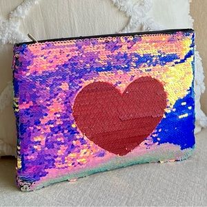 NORDSTROM rack SEQUINED Clutch heart
